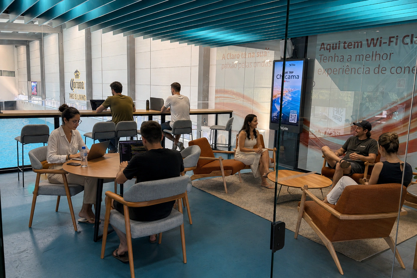 Espaço de coworking da Surf Center Curitiba